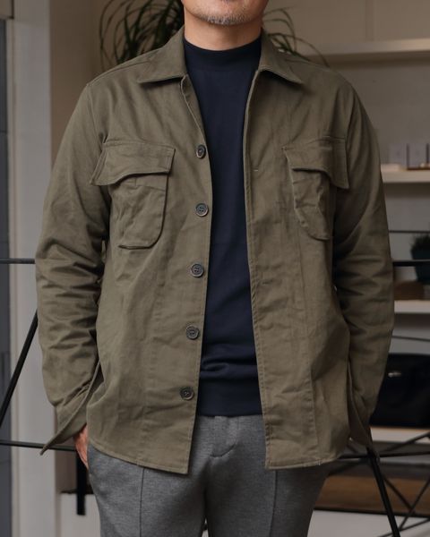 GUY ROVER ファティーグジャケットのミリタリー要素を都会的に昇華した「Refined Military Mix(リファインド・ミリタリーミックス)」