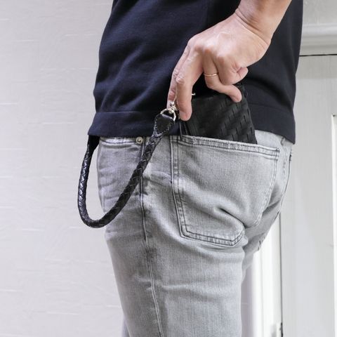 RED CARD TOKYO グレーデニムを使用したワントーンスタイル