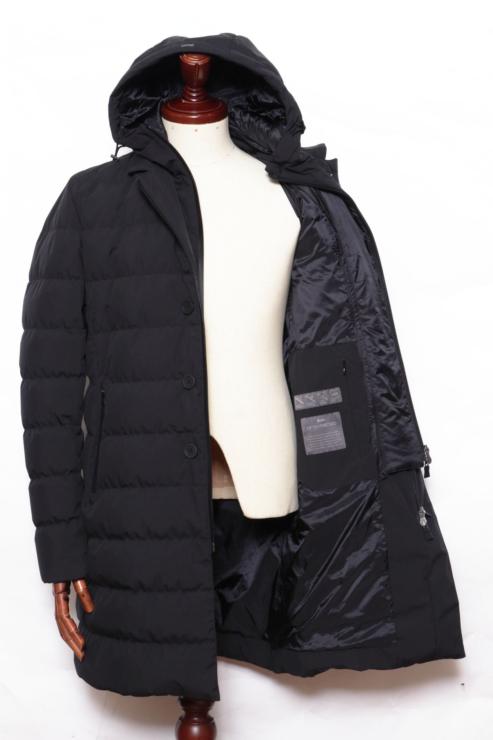 【FUNCTIONAL WARDROBE】 2レイヤー デタッチャブル フーディー ダウンチェスターフィールドコート / ブラック 9300