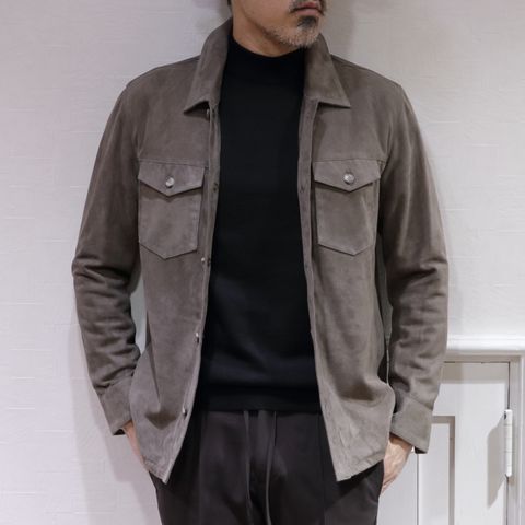 ARMA - アルマ スエード シャツジャケットを使用した黒&茶 スタイル