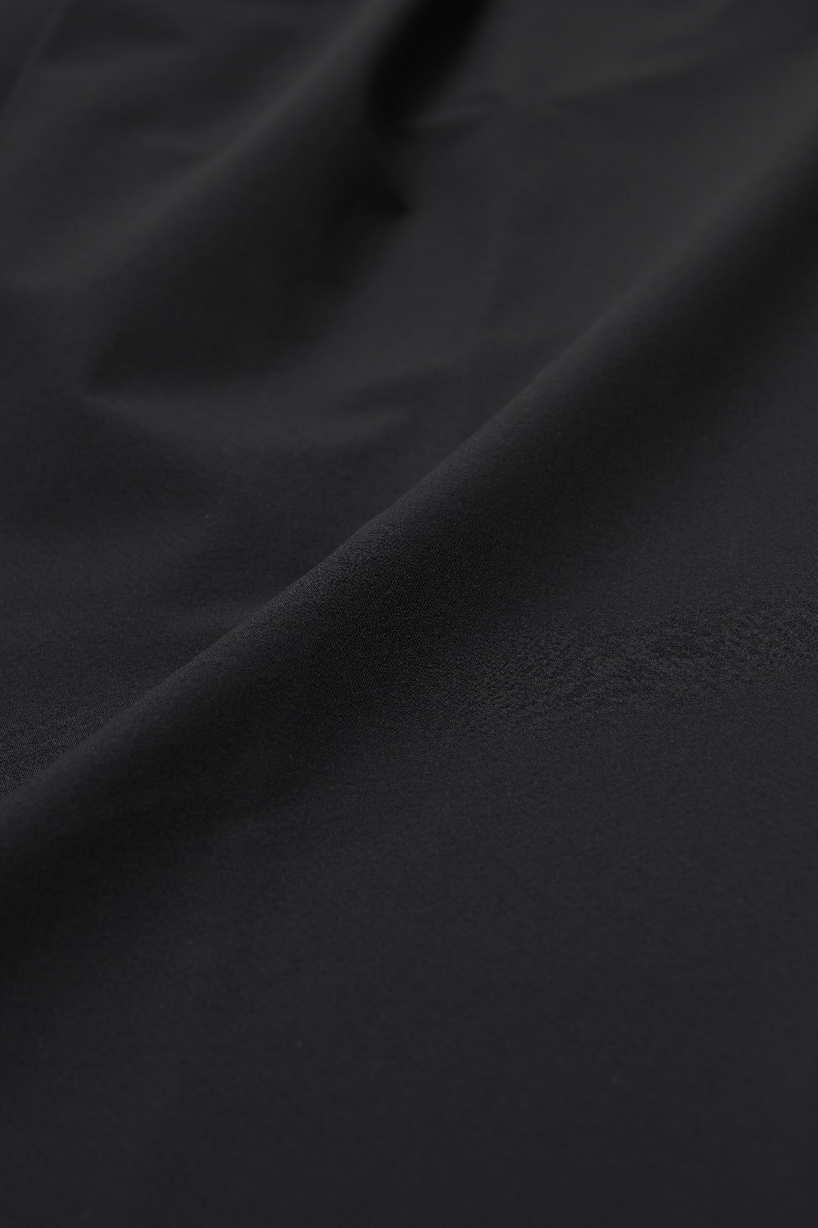 PT000155U FUNCTIONAL WARDROBE  撥水4WAYストレッチ マットナイロン シャーリングイージーパンツ / ブラック 9300