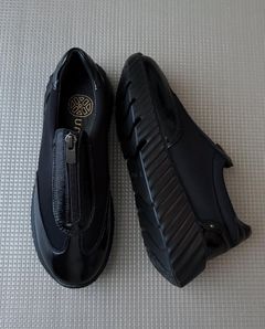 EFICO 厚底 フロントジップ レザー ナイロン 異素材 スニーカー ヒール5.5 / ブラック