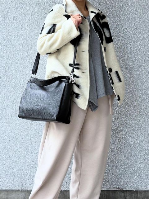 V25481 シュリンク レザー 2WAY ショルダー ハンドバッグ / ブラック