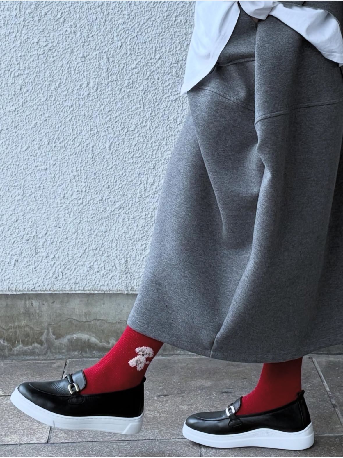 FORMAL レザー スリッポン ローファースニーカー 厚底 ヒール4.0 / ブラック