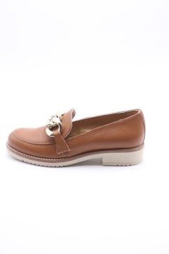 221253001 シュリンク レザー 厚底 チェーン ローファー ヒール3.0 / キャメル