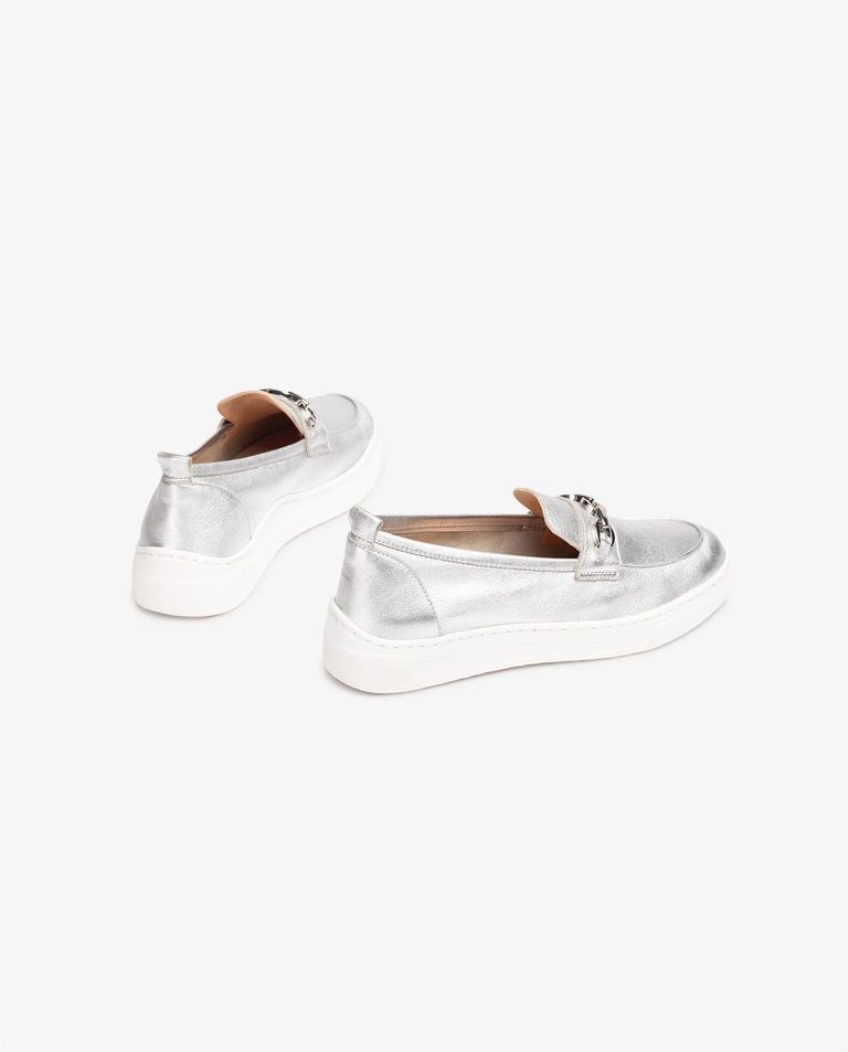 FINDAY レザー スリッポン チェーン金具 厚底 ヒール4.0 / シルバー