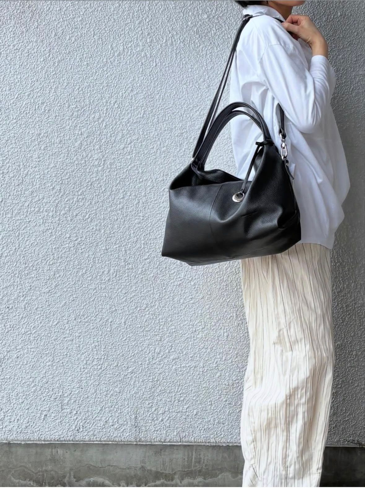 D25121 レザー ショルダー2WAY  ハンドバッグ / ブラック