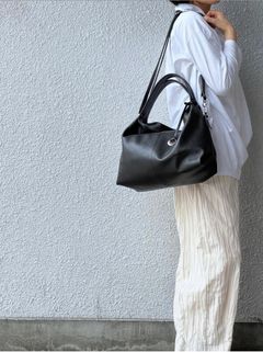 D25121 レザー ショルダー2WAY  ハンドバッグ / ブラック