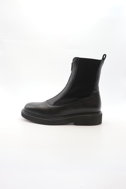 アタッチメント 黒 サイドゴアブーツ ジッパー付き（超美品☆Unisa 