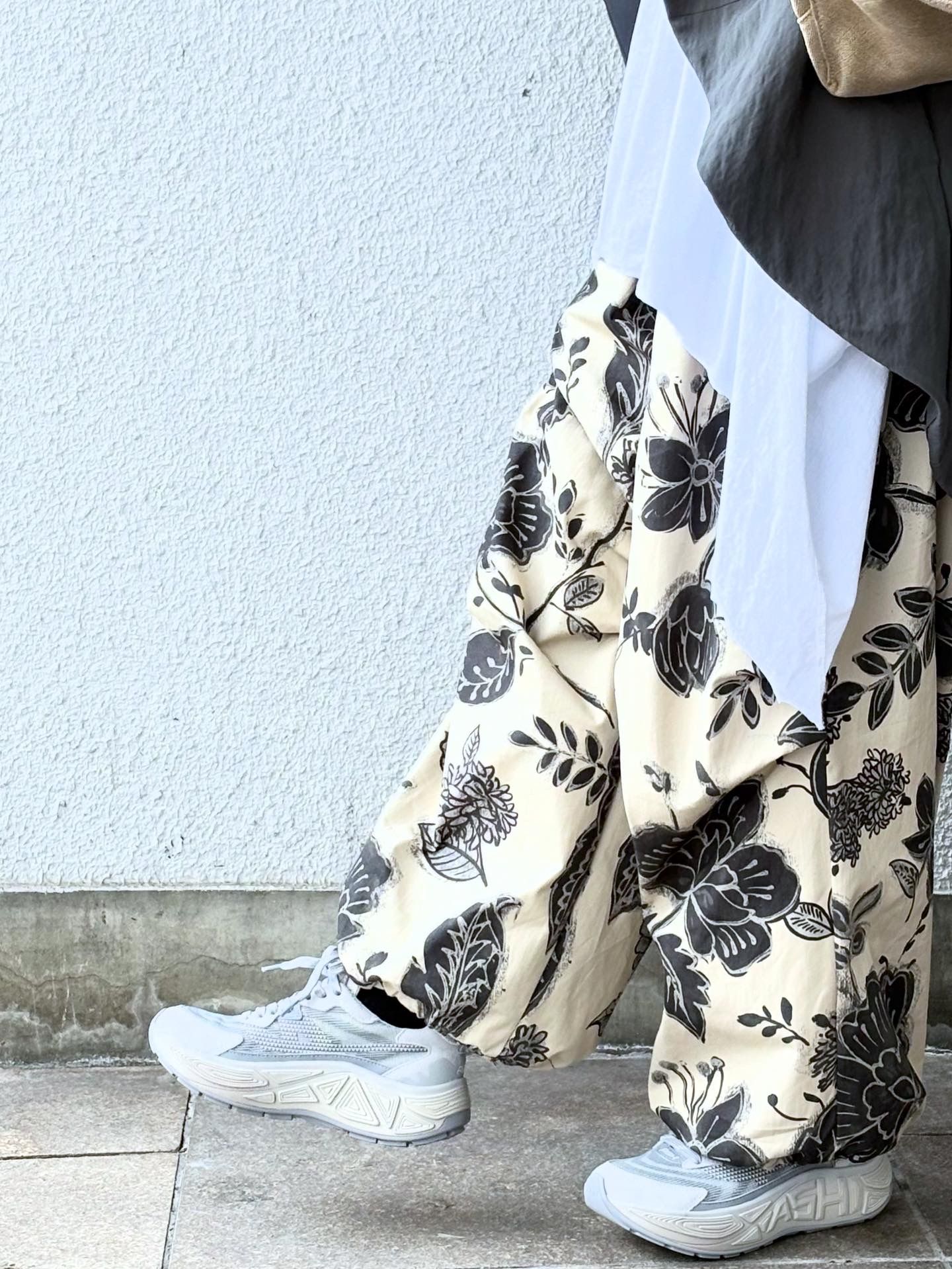 EAGLE 軽量 厚底 スニーカー ヒール5.0cm  / ライトグレー