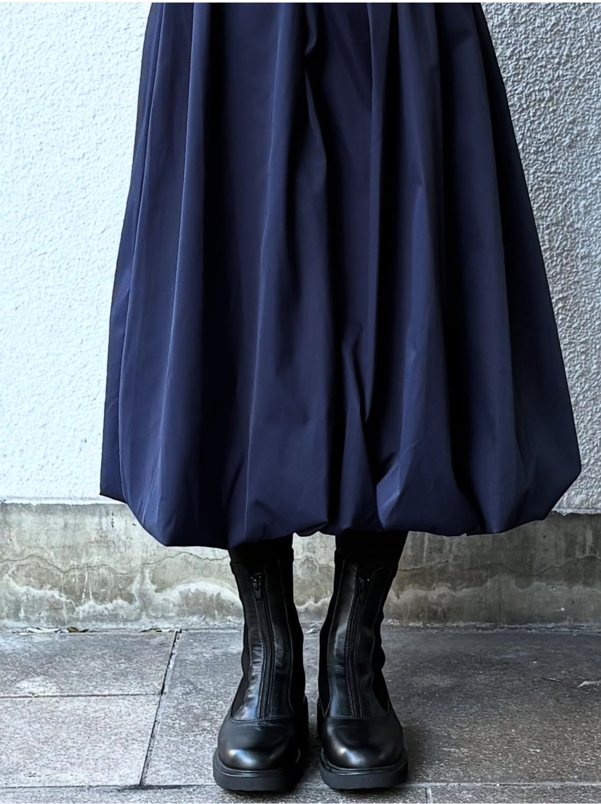 FOGGIA レザー ストレッチ ジップアップ ショートブーツ ヒール4.0 / ブラック