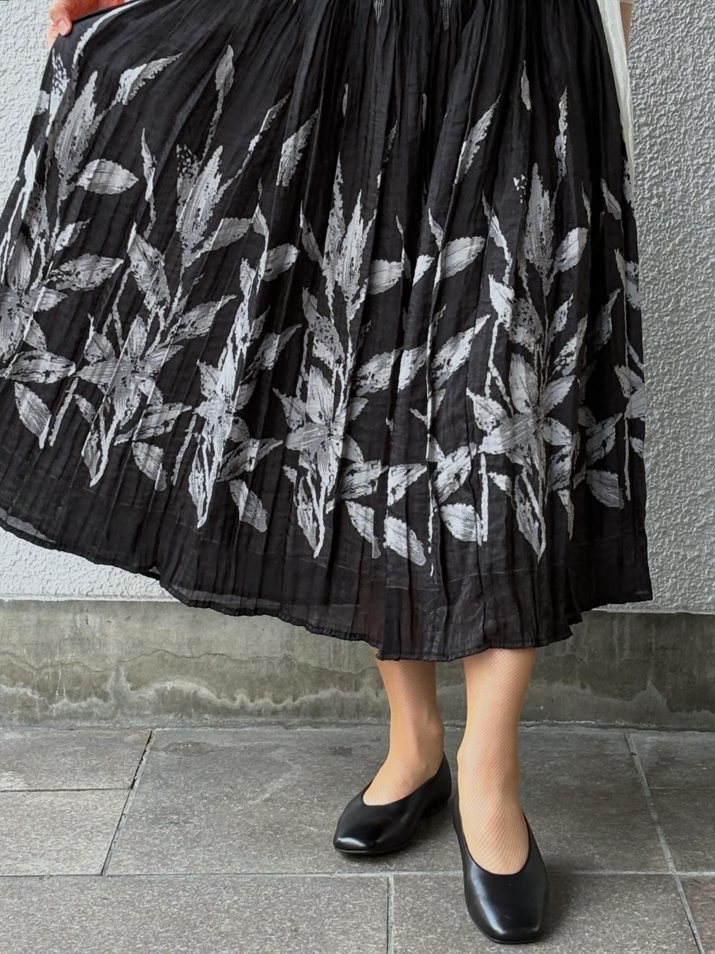 BAKUS スクウェアトゥ フラットシューズ ヒール1.5cm / ブラック