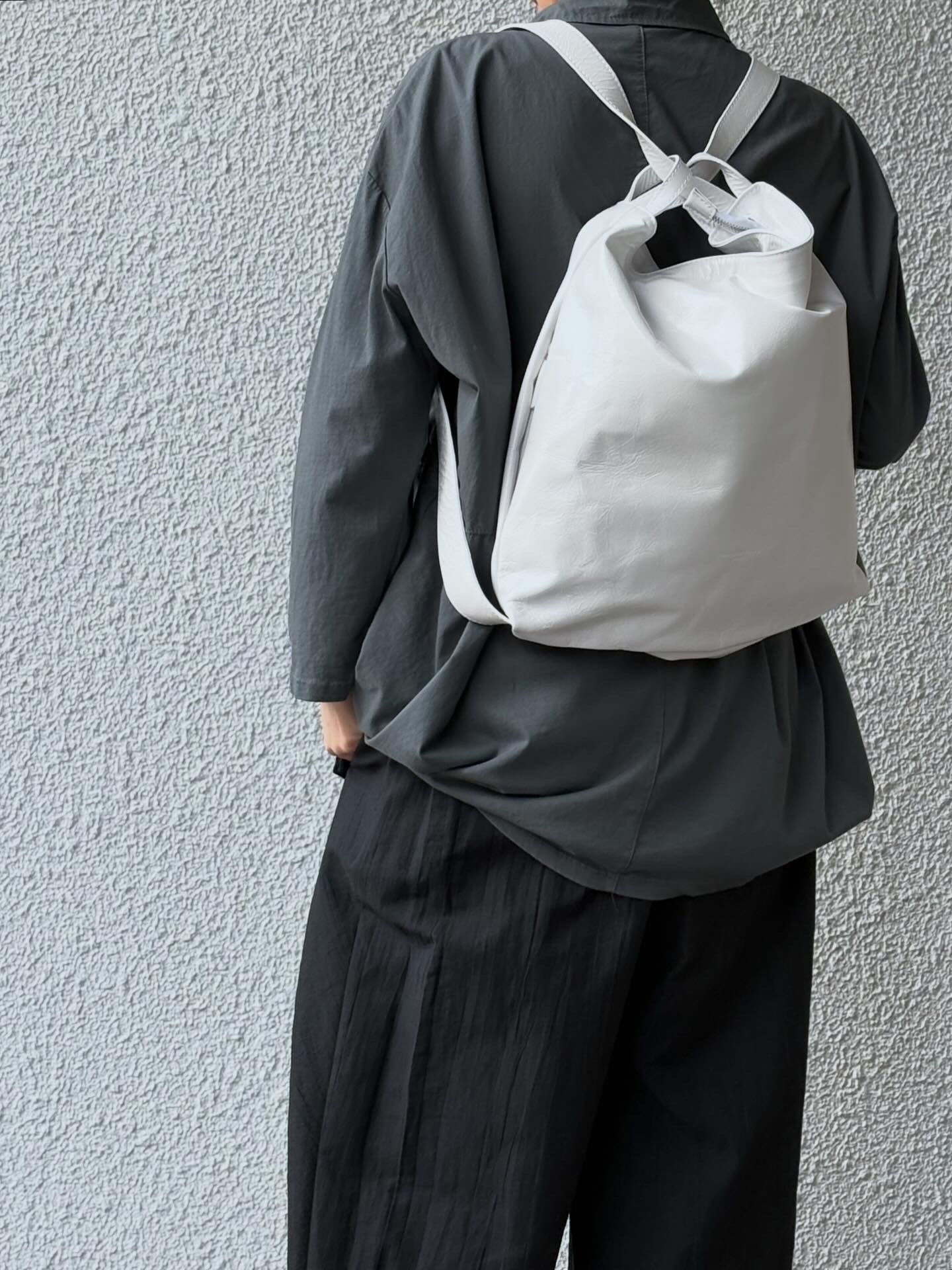 N0085 レザー ショルダー リュック 2WAYバッグ / ホワイト