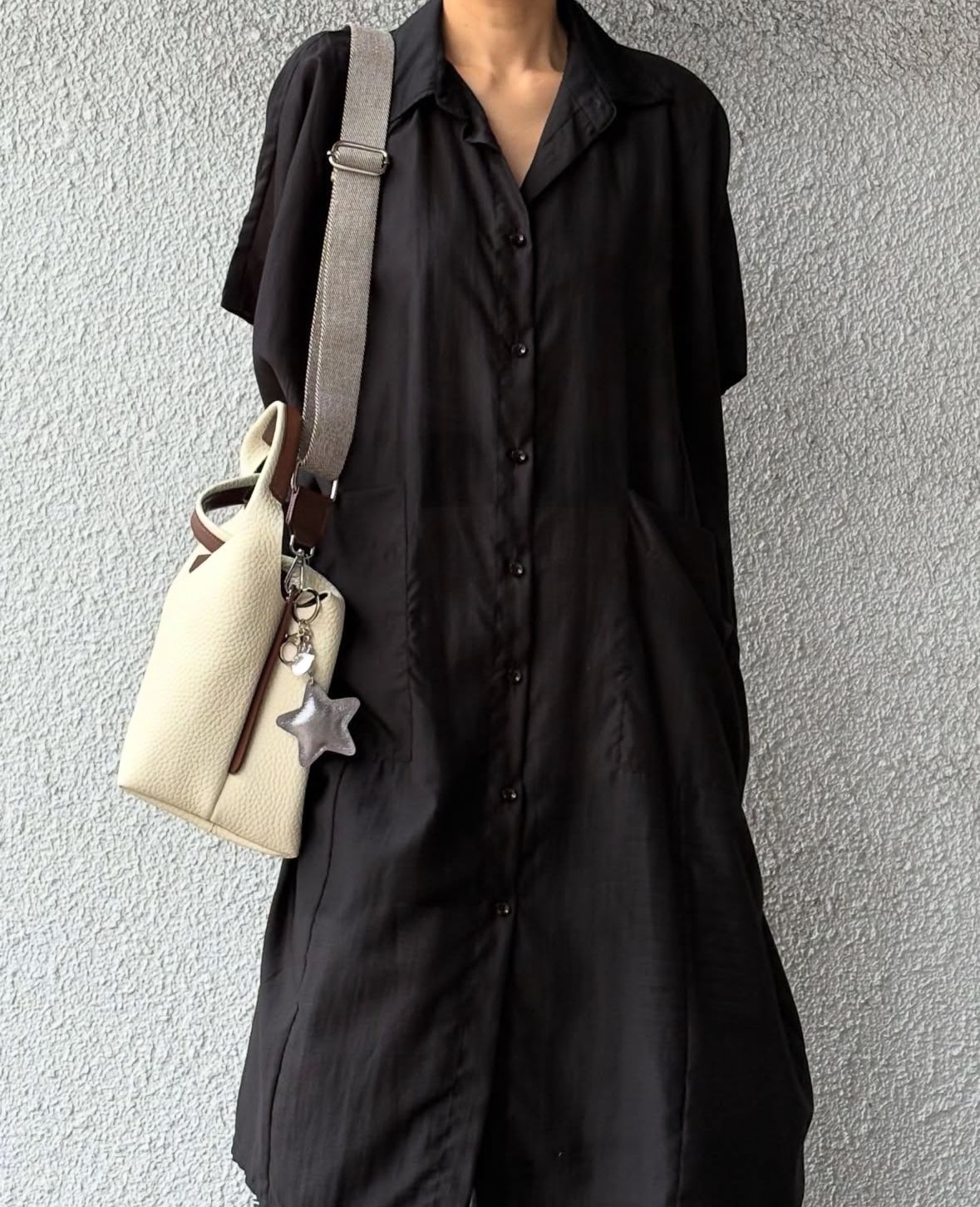 V25204 BEKKUfemmeオリジナル シュリンク レザー トート ショルダーバッグ / ベージュ