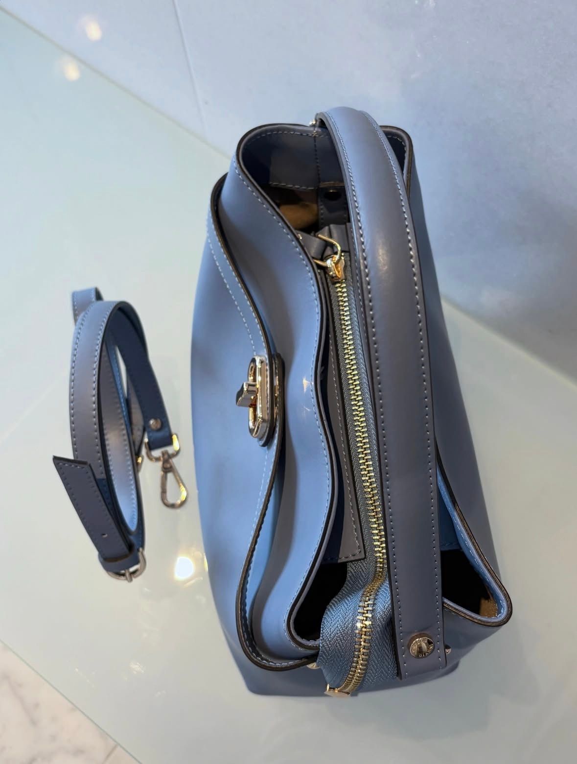 C371 レザー ワンハンドル 2WAY ショルダー ハンドバッグ / ブルー