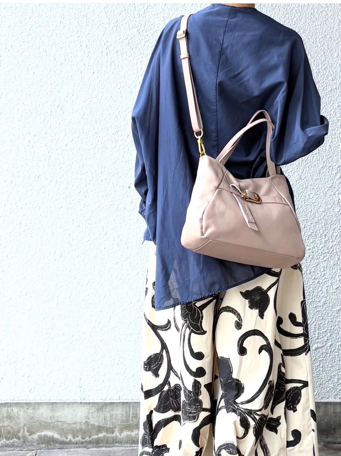 M25822 レザー ベルト 2WAY トートバッグ / ピンクベージュ