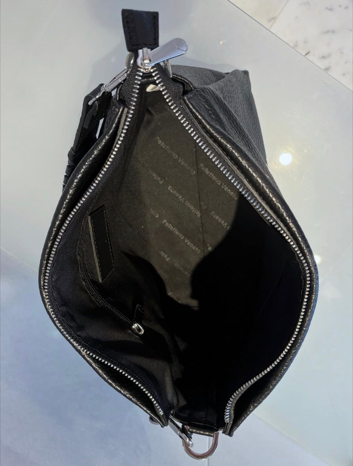 V25481 シュリンク レザー 2WAY ショルダー ハンドバッグ / ブラック