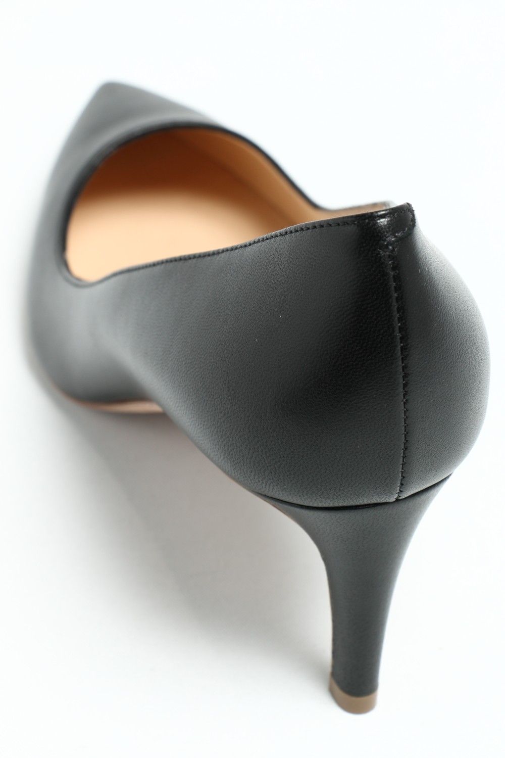 2570 レザー ポインテッド  パンプス ヒール6.5 / ブラック