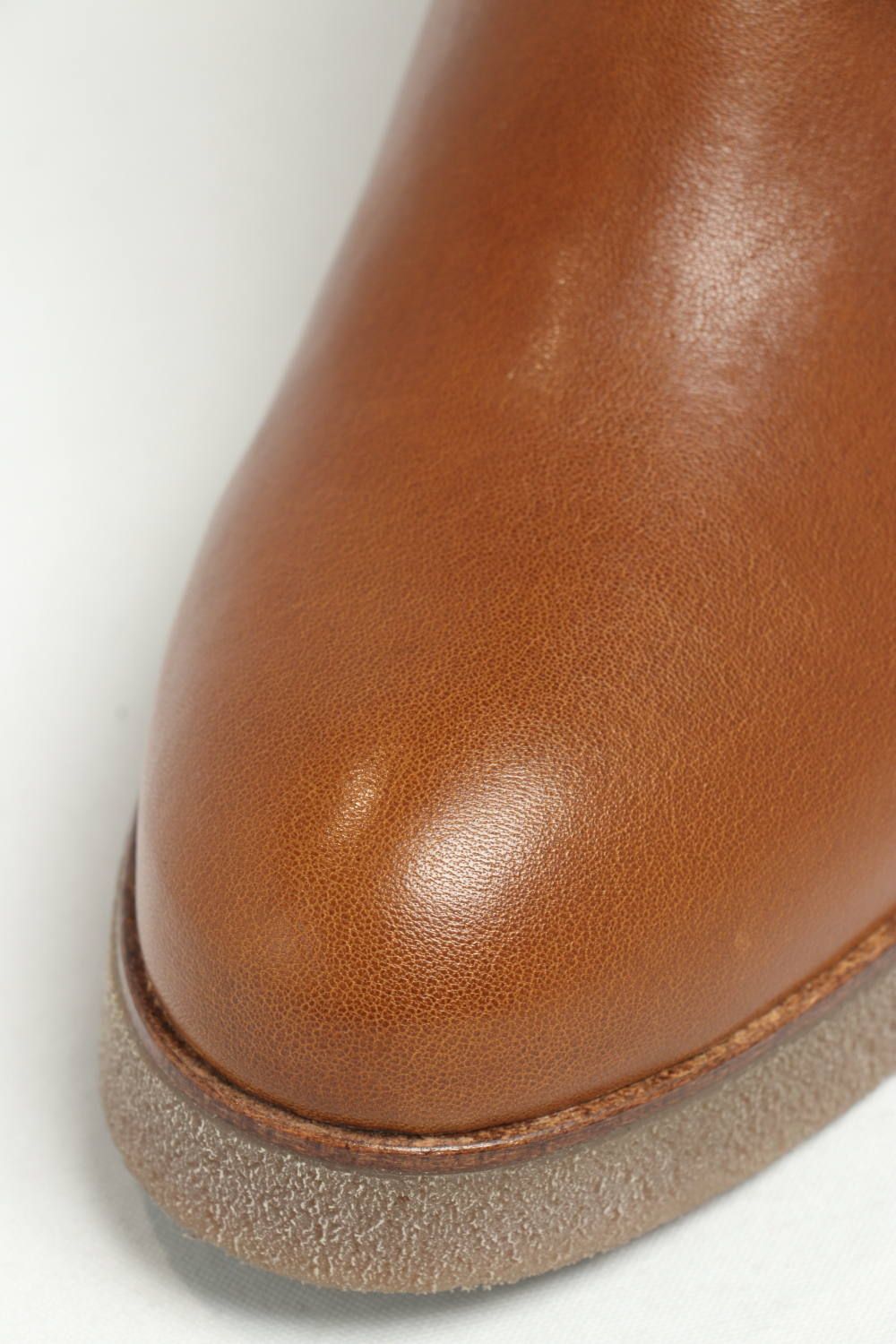 DULA ベルト付き レザー エンジニア ショートブーツ ヒール4.0 / キャメル