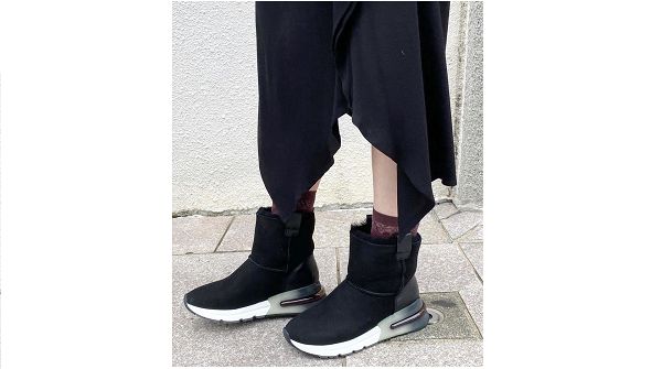 暖かく軽快