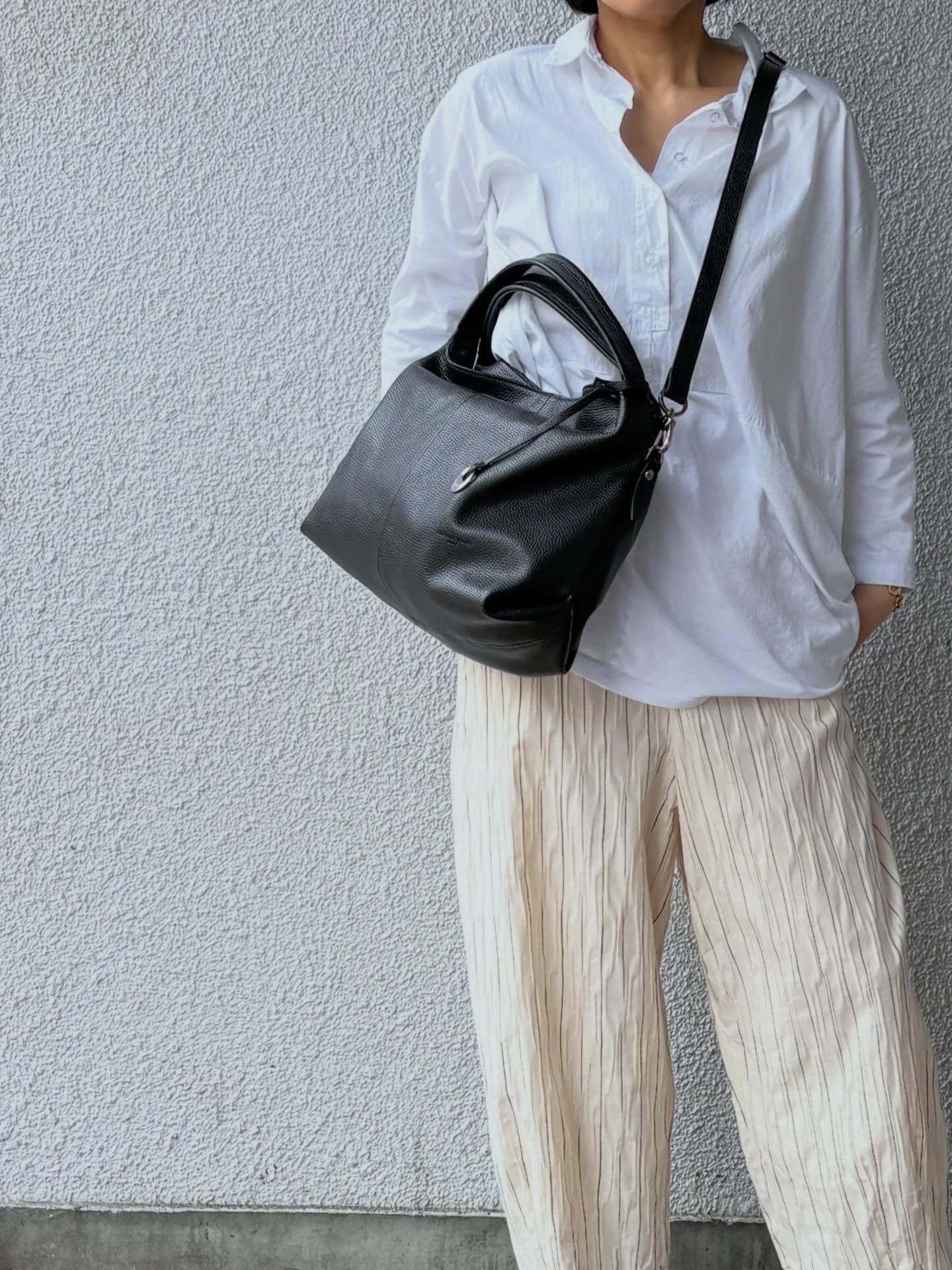 D25121 レザー ショルダー2WAY  ハンドバッグ / ブラック