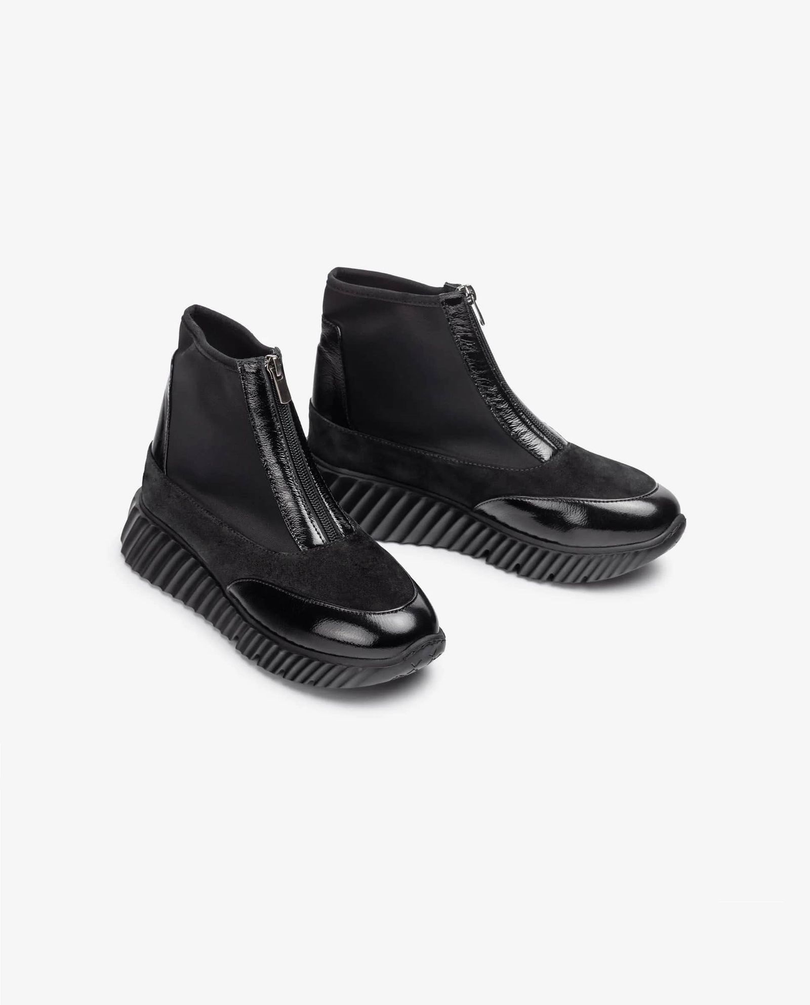 EFLUVIO レザー ウエッジ ジップアップ ショートブーツ ヒール5.0 / ブラック