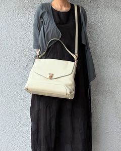 CA218 レザー シュリンク  2WAY ワンハンドル ショルダーバッグ / アイボリー