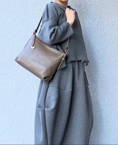 D25124 レザー ワンショルダー 2WAYバッグ / トープ