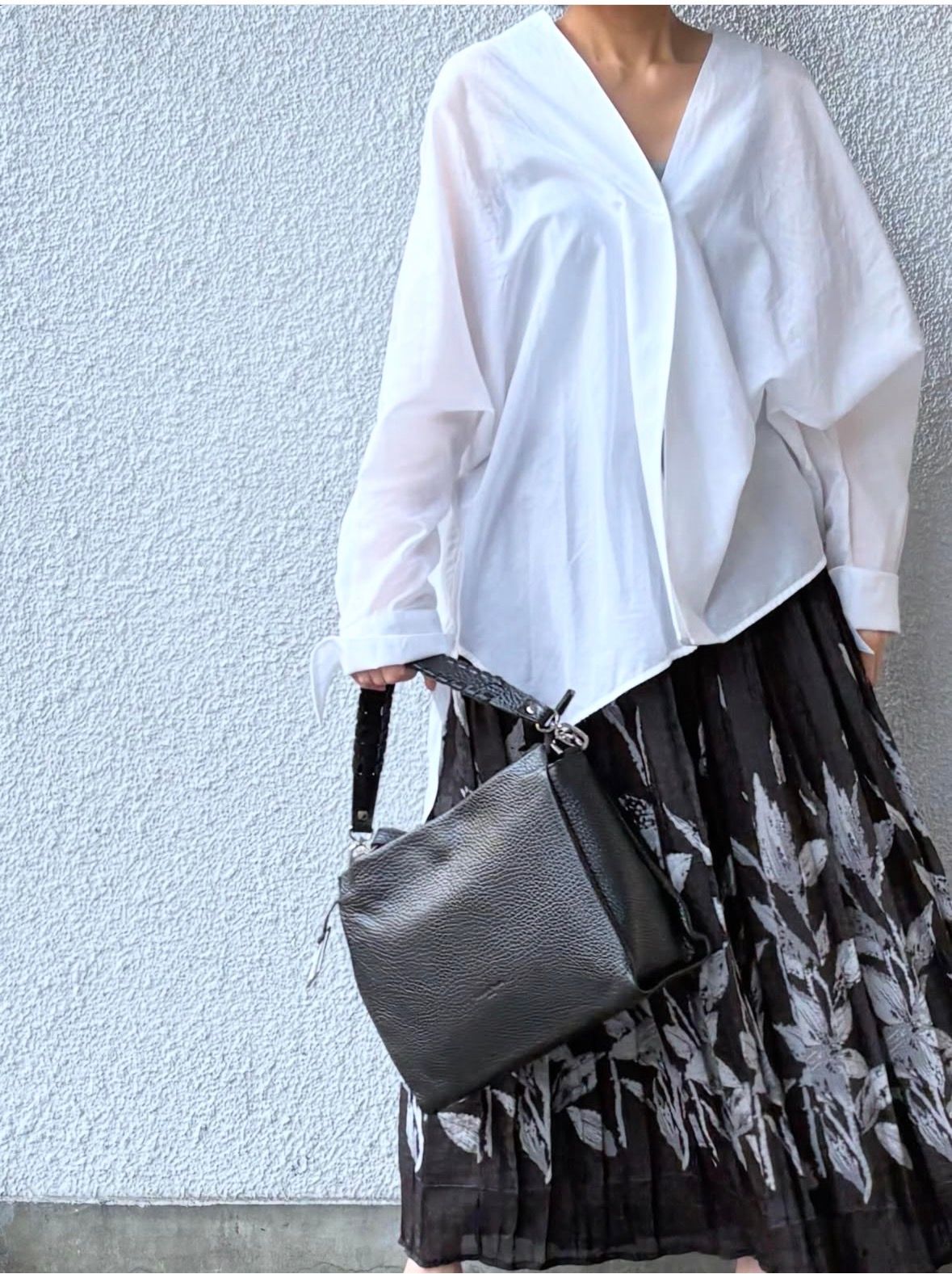 V25481 シュリンク レザー 2WAY ショルダー ハンドバッグ / ブラック