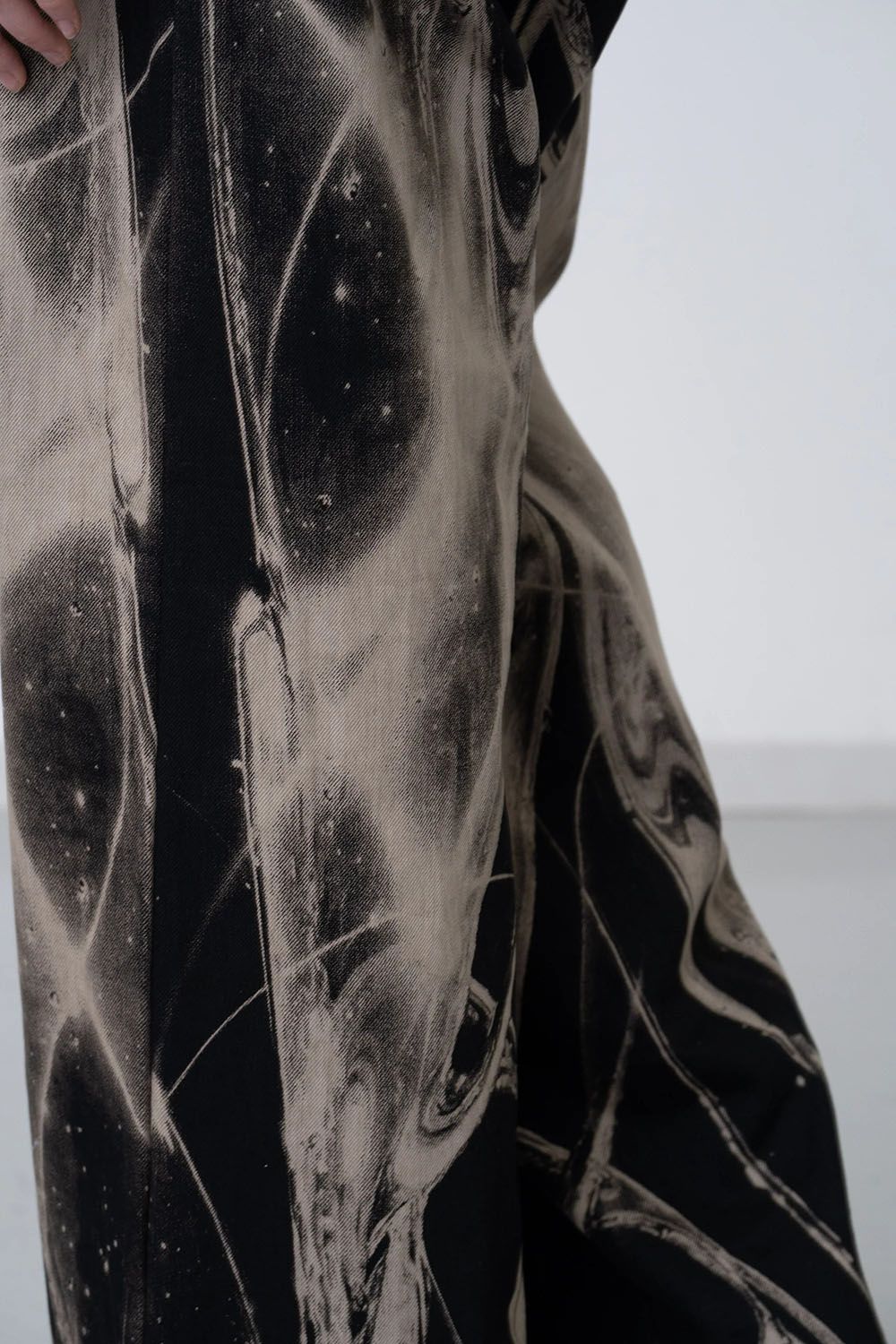 【26AW / 予約受付中】Sphere Bleach Denim [black]  - スフィアブリーチデニム [ブラック] / FW26BT06