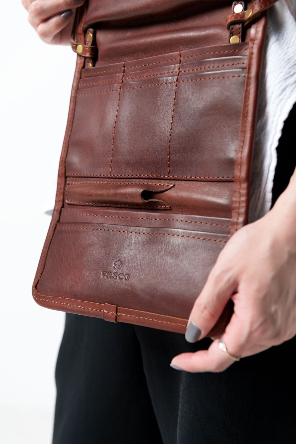 レザーワンダーマネーバッグ [キャメル] / LEATHER  WANDER MONEY BAG [CAMEL]