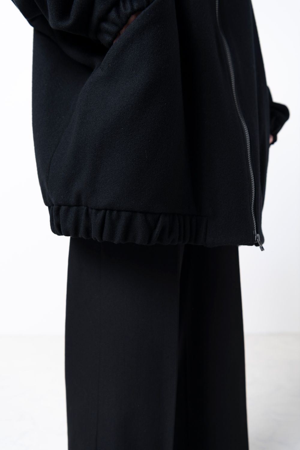 【23AW】blouson coat [BLACK] - ブルゾンコート [ブラック] / vuy-a23-c01