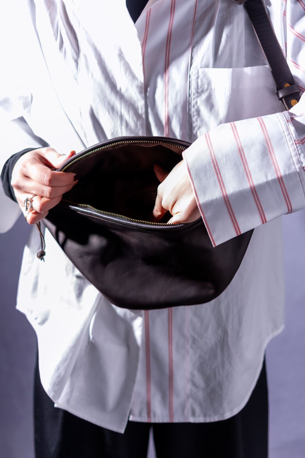 vasco - 【25SS予約商品】LEATHER WAIST BAG [BLACK] | ウエスト