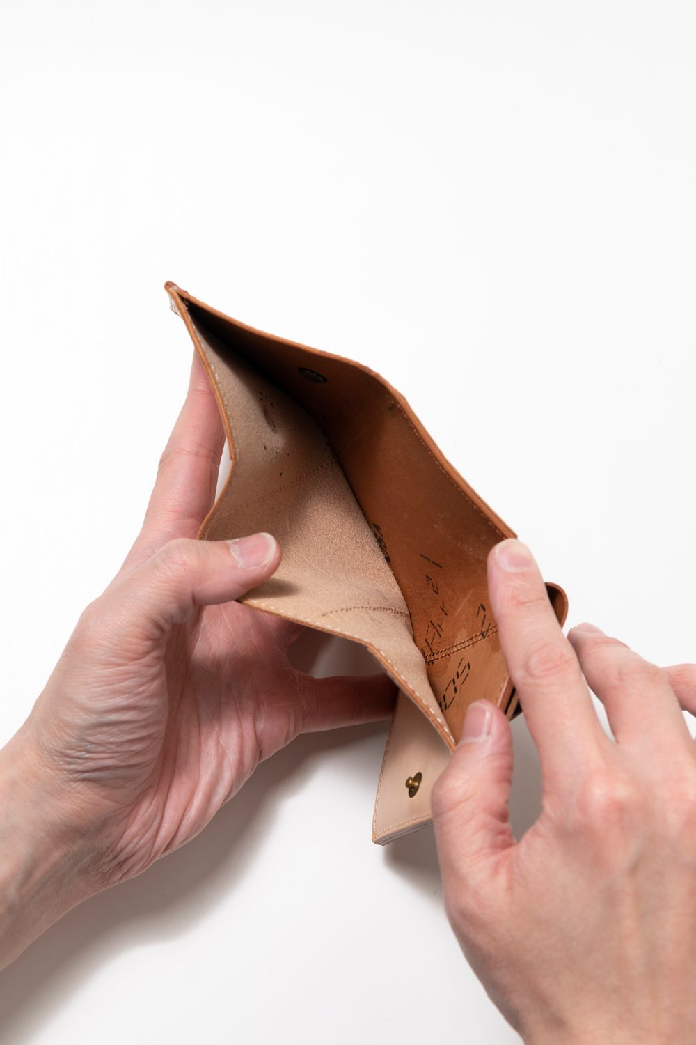 LEATHER GARRISON POCKET WALLET [BOUBON] | シェルコードバン ポケットウォレット (三つ折り) / バーボン