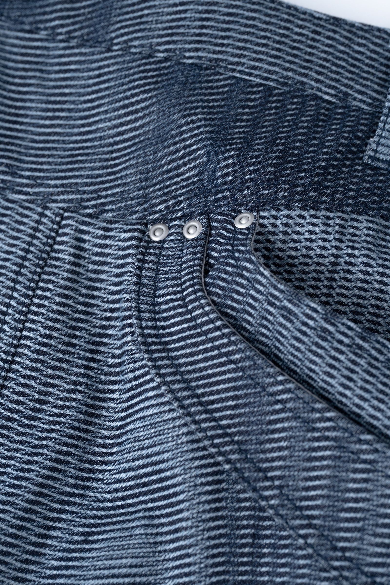 Mirage Bleach Mini Skirt [navy]