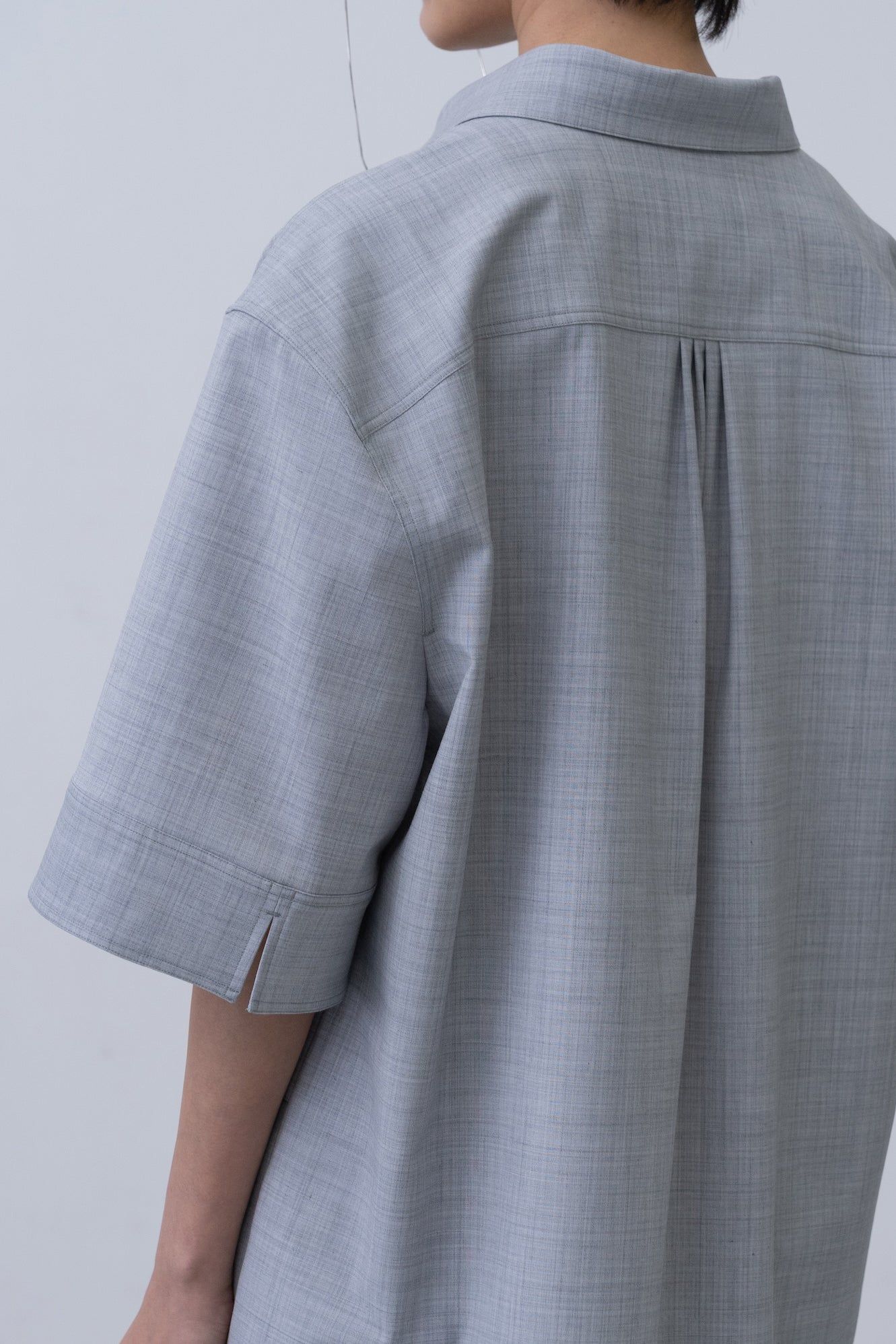 Tri Front Shirt [grey]