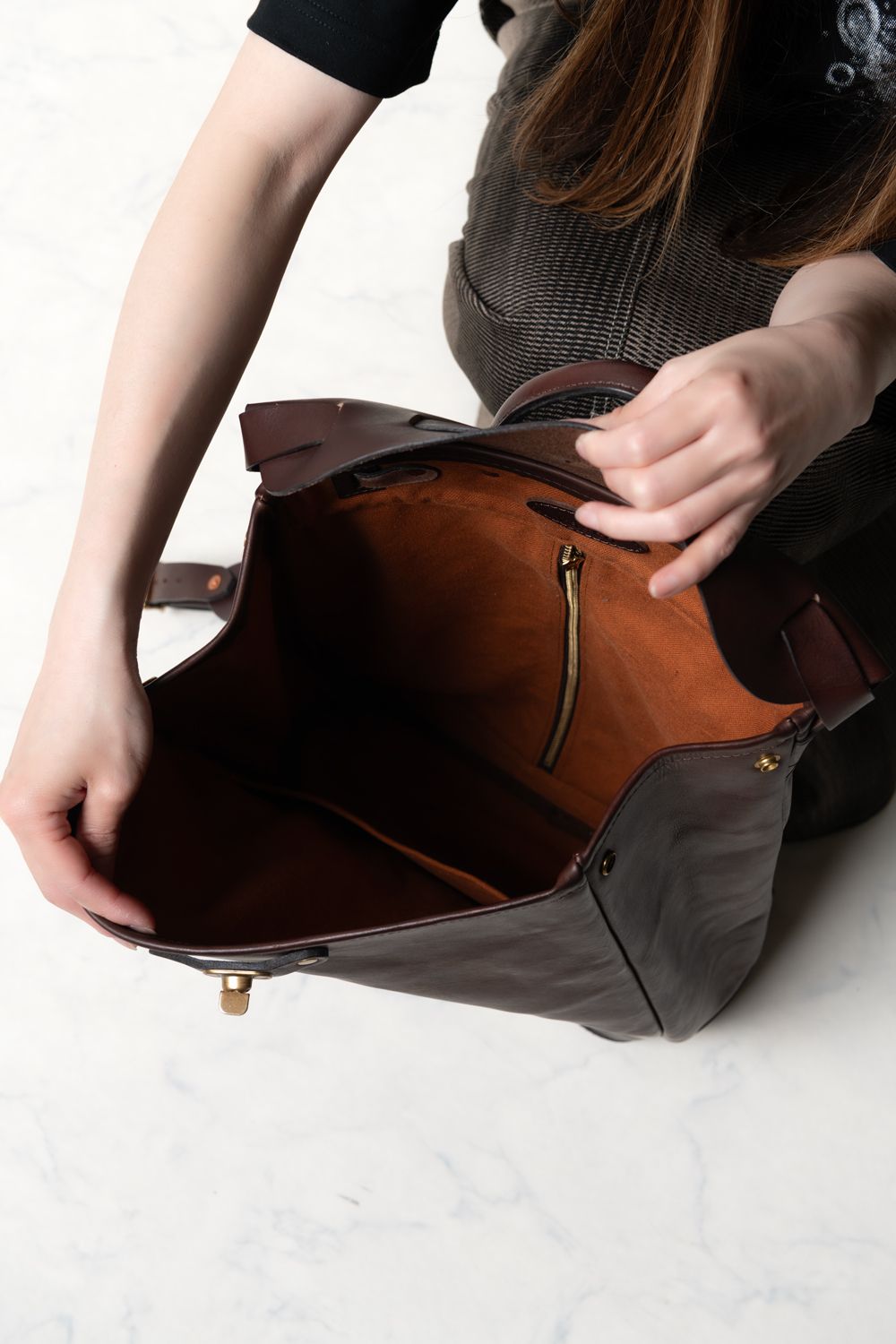 【26SS】LEATHER VOYOGE 2WAY RUCKSACK [BROWN] / レザーリュックサック (2WAY) [ブラウン]