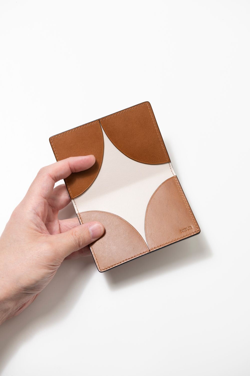 STARRY - Card case [CAMEL]｜ご縁が広がる名刺入れ / キャメル