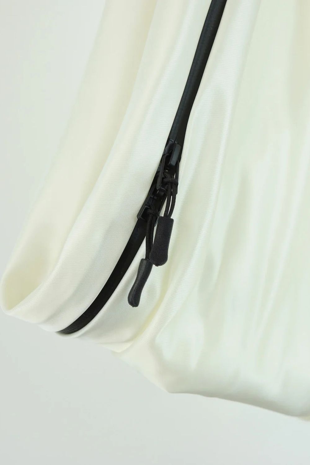 【アーカイブ展 / 1.18まで】Tri Bag MA [ivory] - トライバッグMA [アイボリー] / SS24AC02