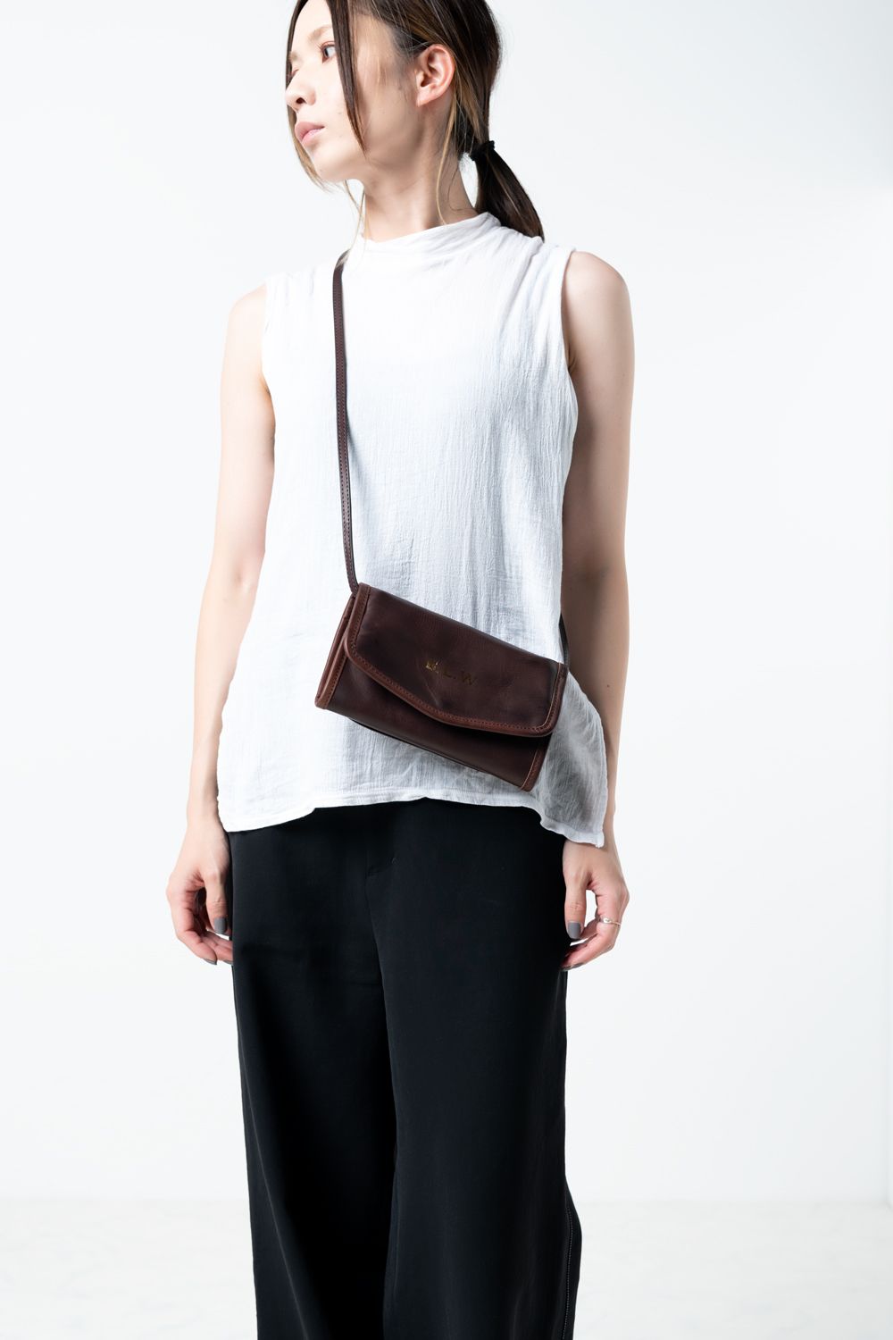 レザーワンダーマネーバッグ [ブラウン] / LEATHER  WANDER MONEY BAG [BROWN]