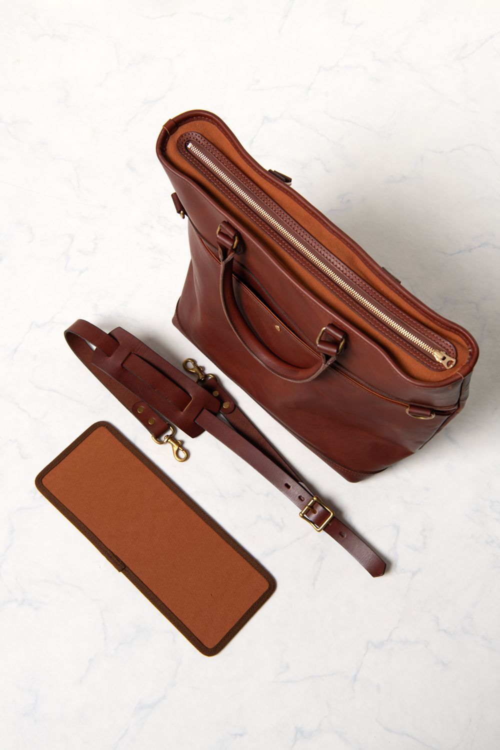 【ラスト1点 / 26SS】LEATHER NELSON 2WAY BAG [CAMEL] | ショルダーバッグ/ トートバッグ (2Way) [キャメル]