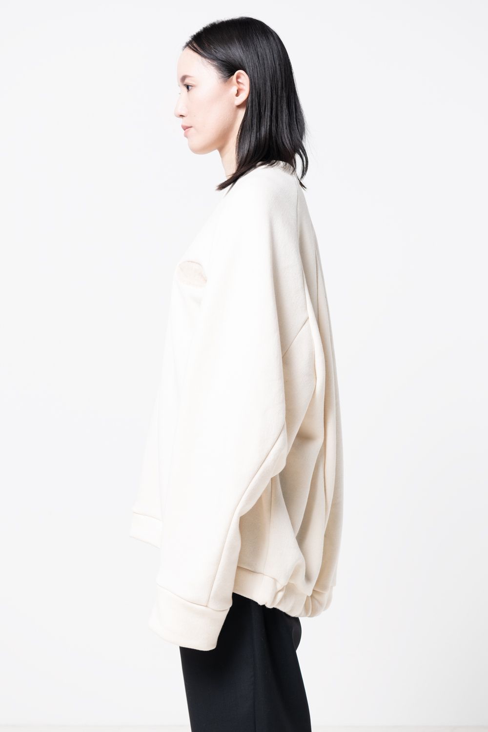 【ラスト1点 / 23AW】balloon easy sweat [OFF WHITE] - バルーンイージースウェット [オフホワイト] / vu-a23-t24