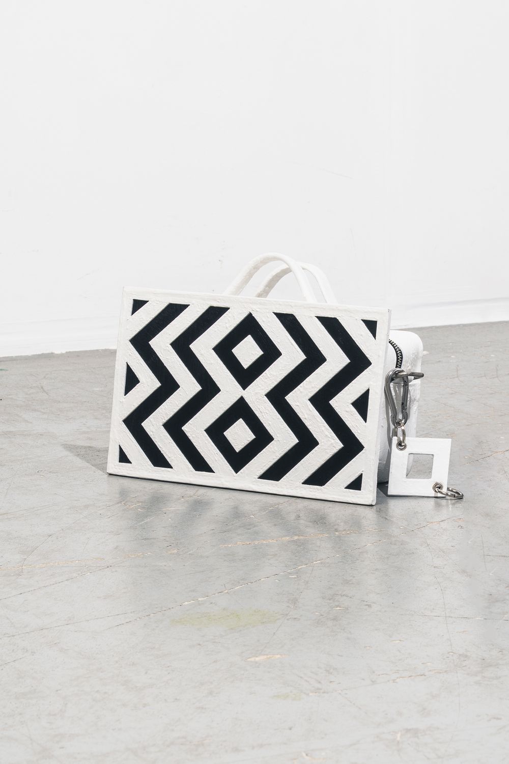 【お取り寄せ可能】レリーフトート [象嵌ホワイト] / w25-06-wh