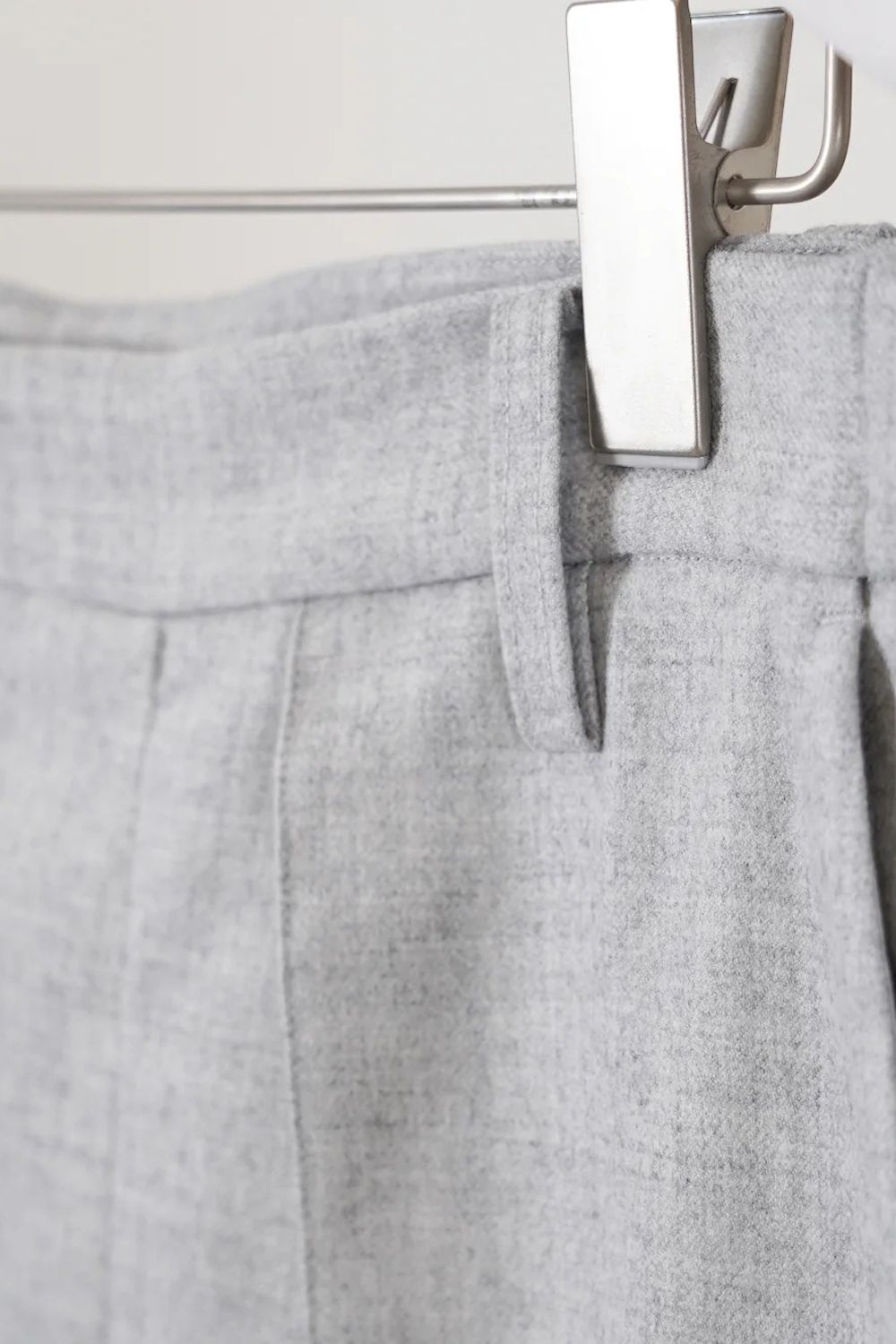 【アーカイブ展 / 1.18まで】Cocoon Organ Trousers [grey] - コクーンオルガントラウザーズ [グレー] / FW24BT01