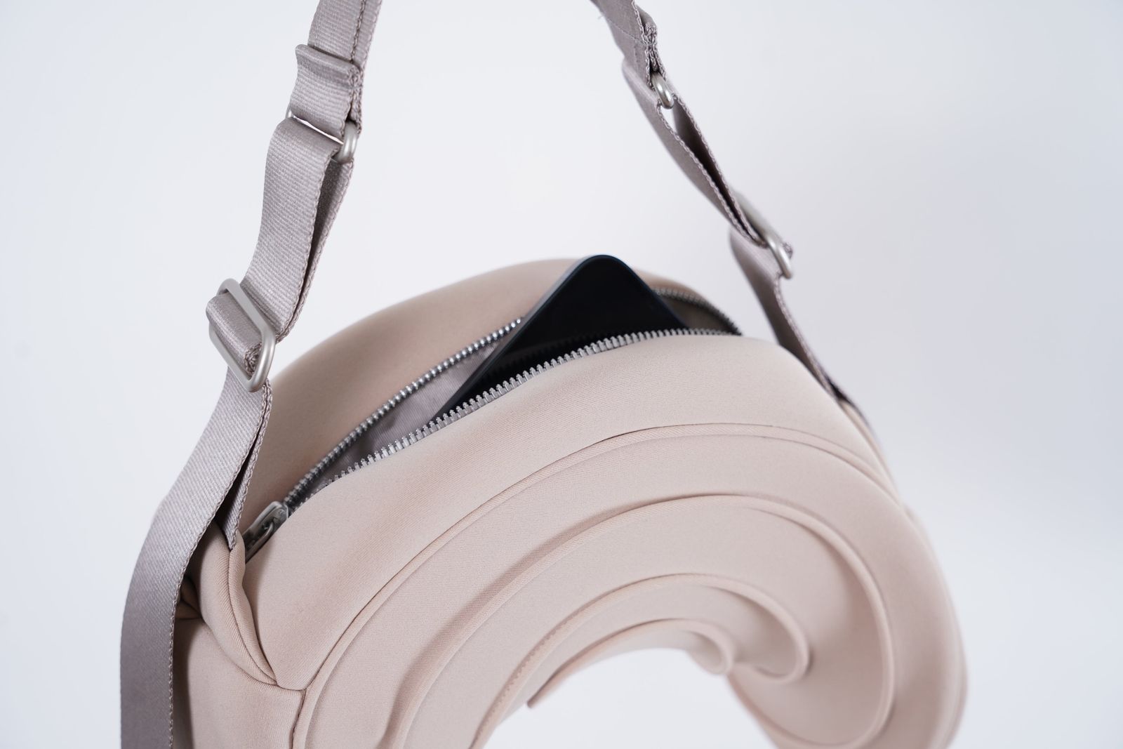 Moebius Bag [camel]