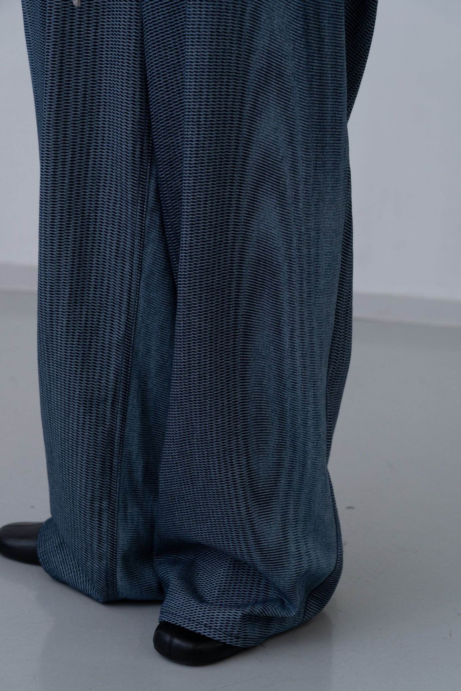 Mirage Bleach Slash Denim [navy]