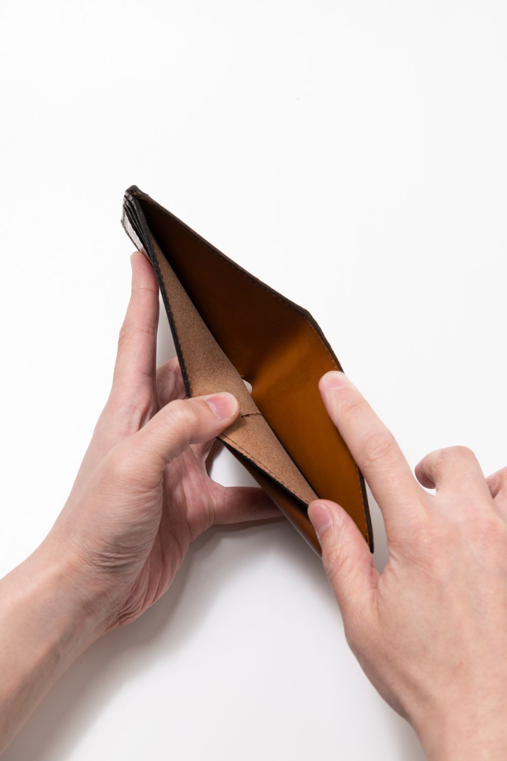 【25SS予約商品】LEATHER VOYAGE SHORT WALLET [CORTESIA] | ショートウォレット (二つ折り) / ブラウン