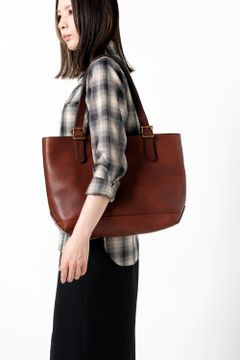 【ラスト1点】LEATHER TRAVEL TOTE BAG - MEDIUM [CAMEL] | トラベル トートバッグ (ミディアム) / キャメル