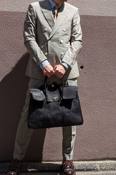【25SS予約商品】レザーサドルトートバッグ [ブラック] / LEATHER SADDLE TOTE BAG [BLACK]