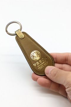 LEATHER VOYAGE SHOE HORN - MINI [VERDE] | シューホーン (ミニ) / オリーブ